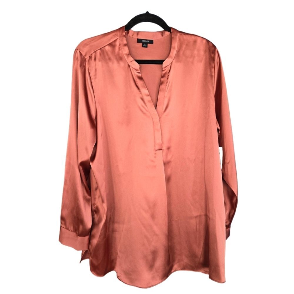 NWT Alfani Womens Blouse Size XL Polyester Blend